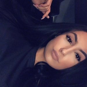 Meet your Posher, Neivys